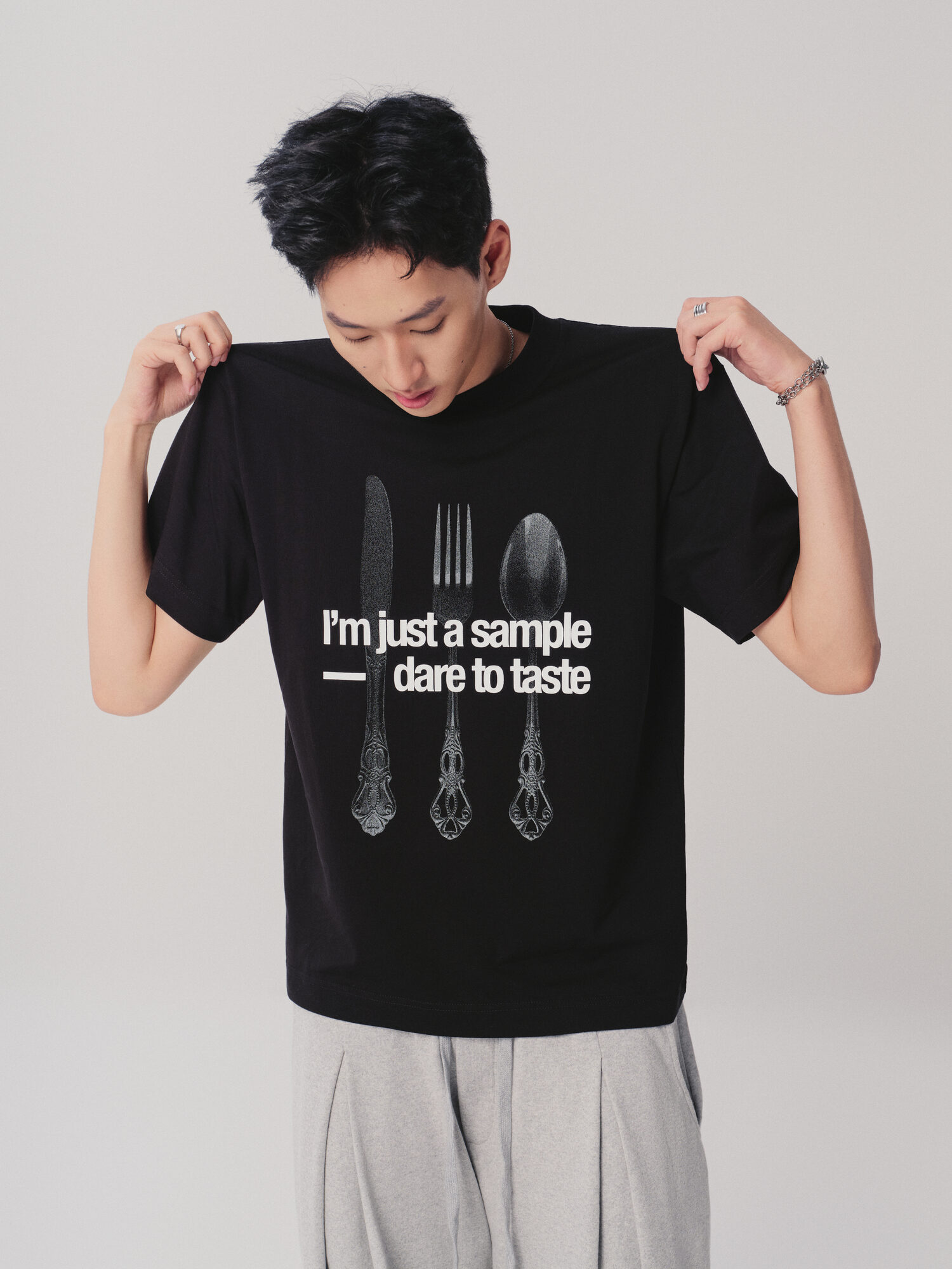 SOUSTATE – lookbook thời trang do WAH! Studio thực hiện