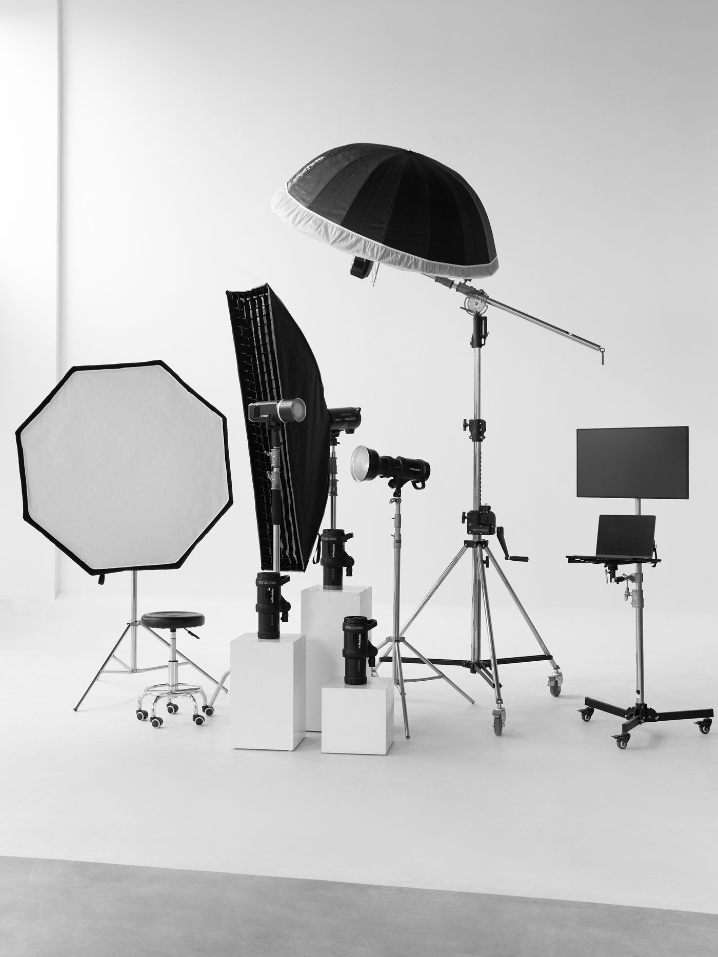 Space A — setup đèn softbox