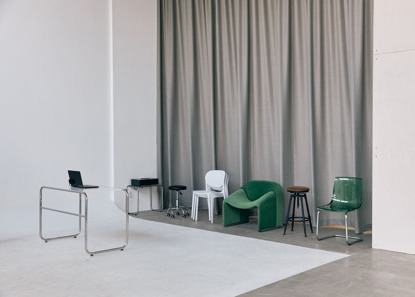 Space A — rèm & khu nghỉ