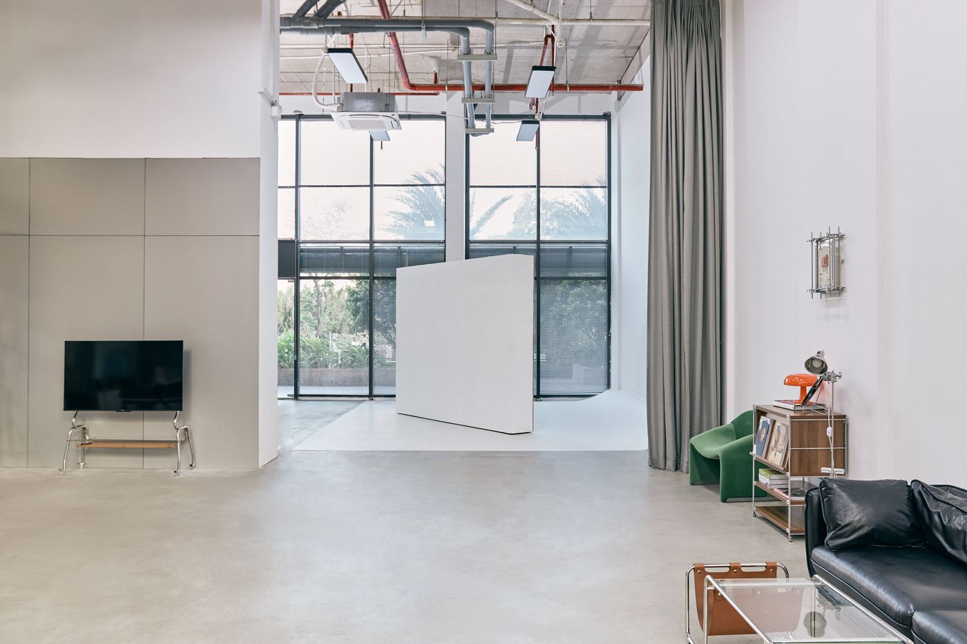 Space B — toàn cảnh loft